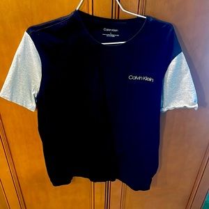 Calvin Klein T Shirt